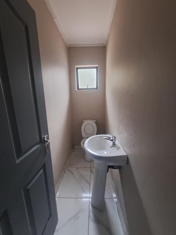 7 Bedroom Property for Sale in Sasolburg Ext 5 Free State